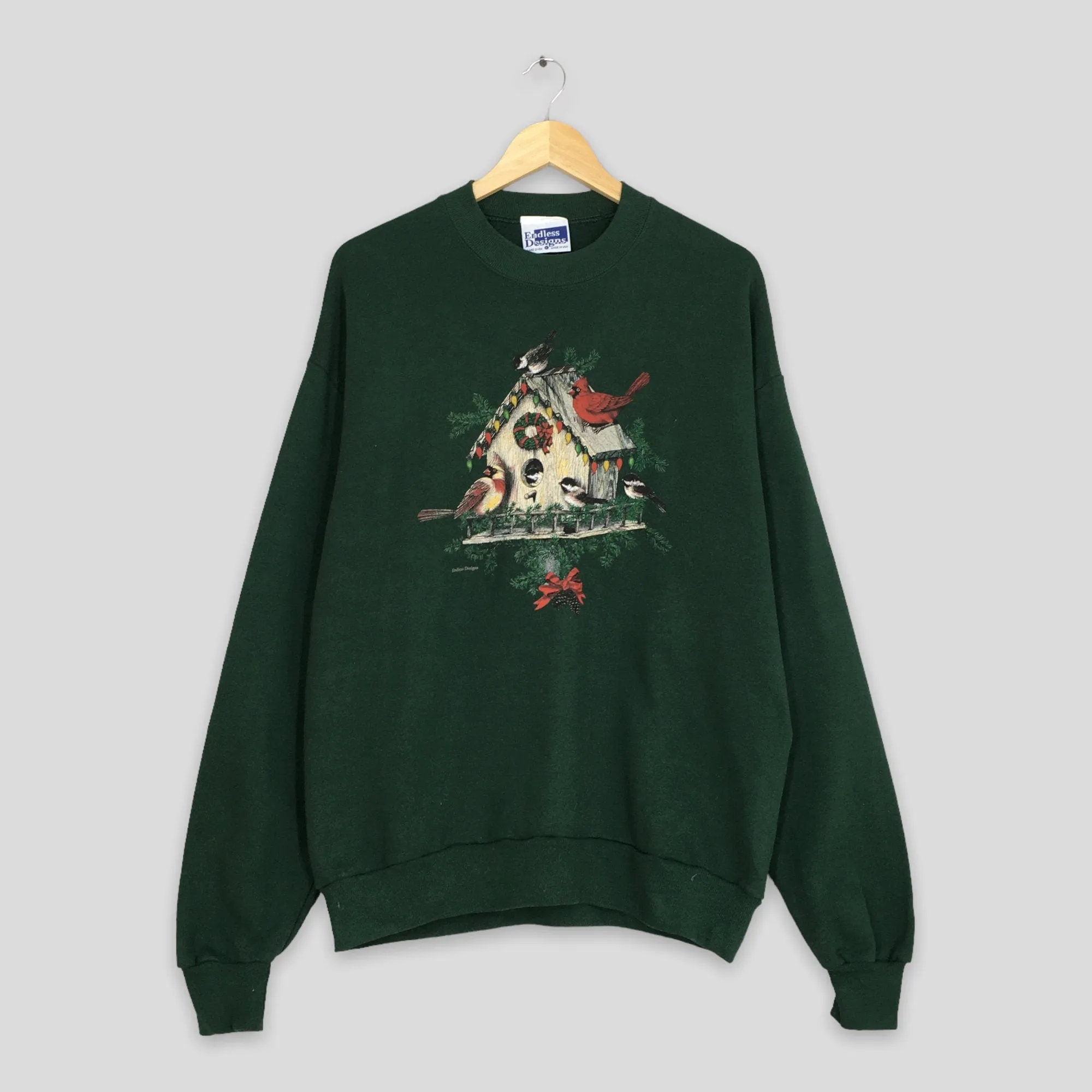 Cardinal Bird House Sweatshirt Large