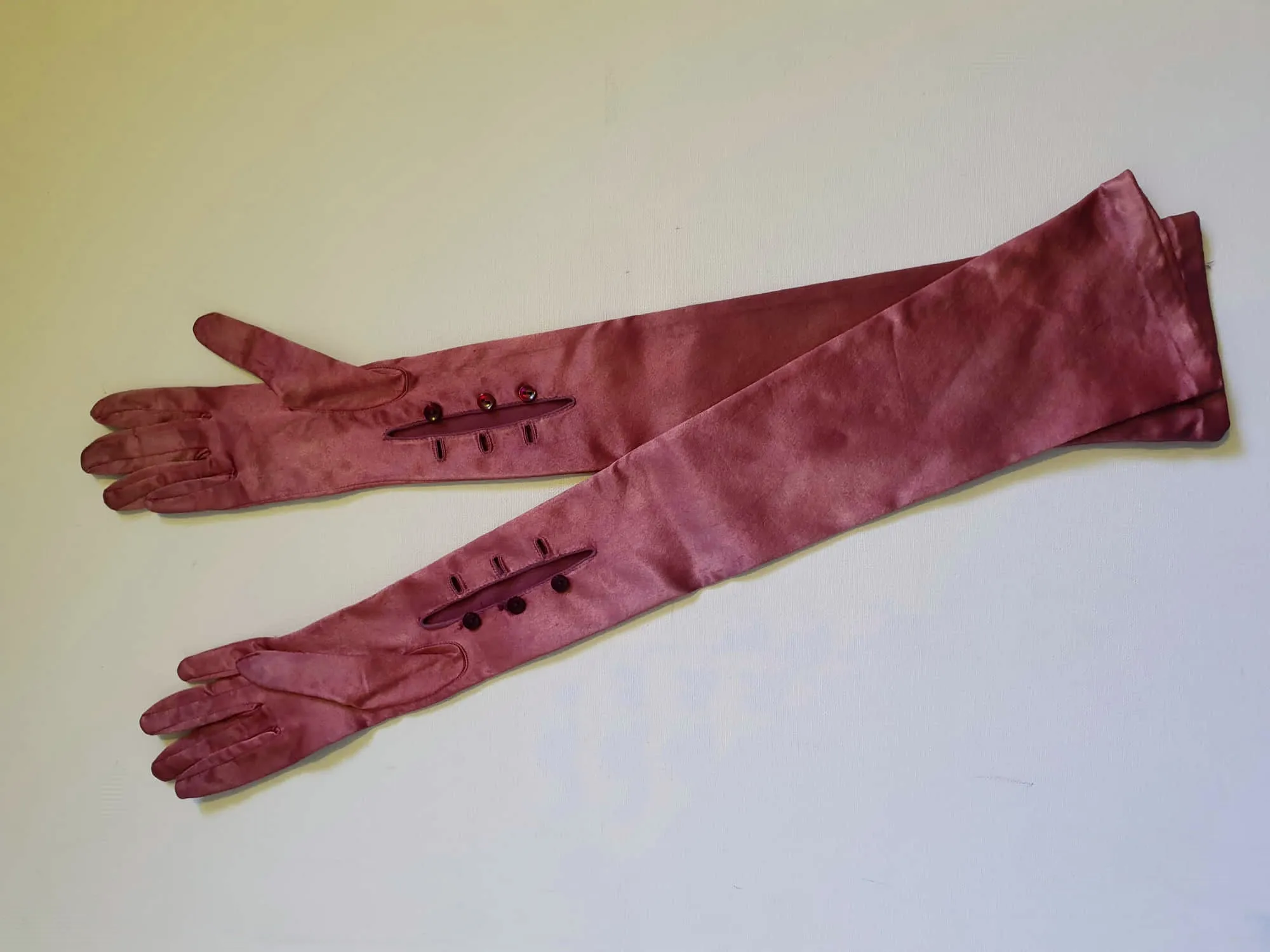 Long Opera Length Magenta Satin Evening Gloves - Size 7